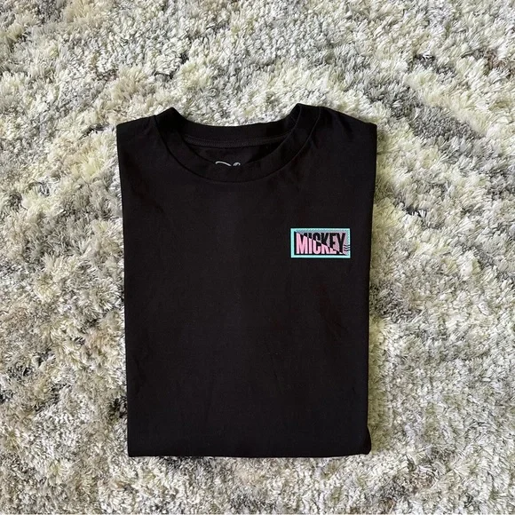 NWT Disney Mickey Mouse Black Short Sleeve Shirt Size XL - Picture 6 of 8